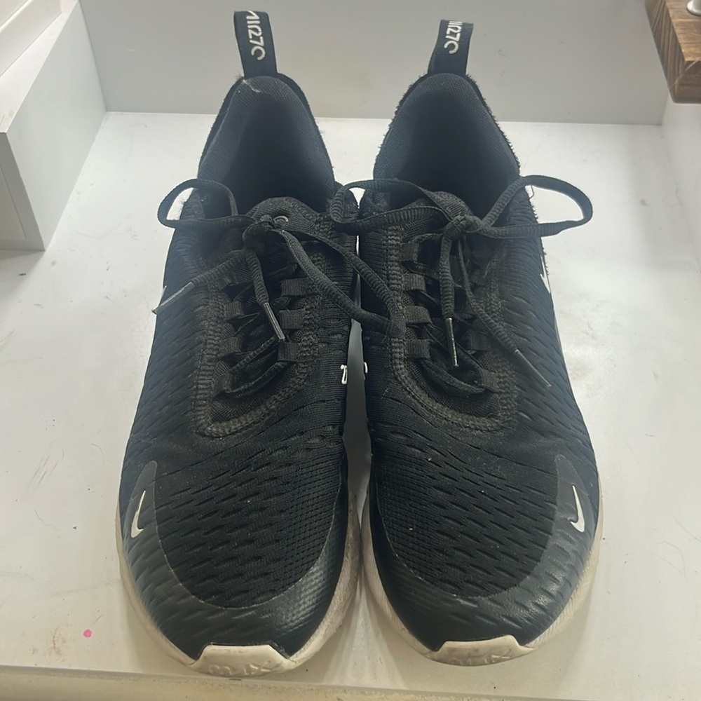 Big Kids Nike Air 270 Sneaker